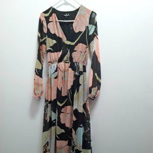 Lulu's Floral Maxi Dress